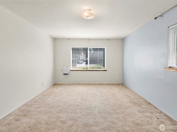 17551 12th Avenue NE, Shoreline WA 98155