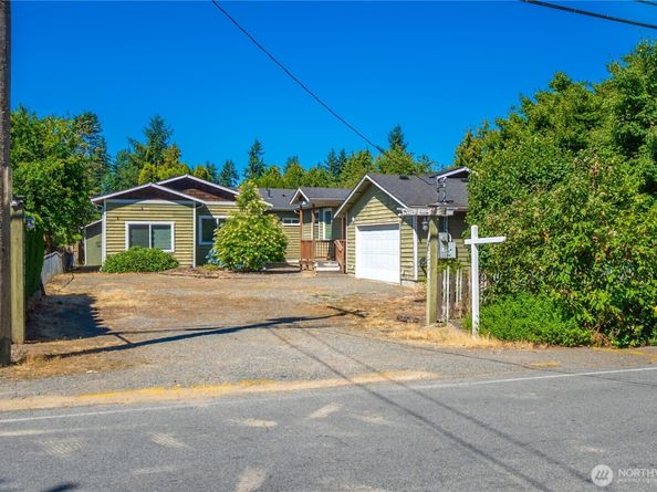 17551 12th Avenue NE, Shoreline WA 98155