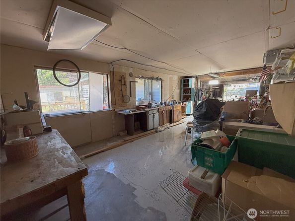 937 Pearl Street, Bremerton WA 98310