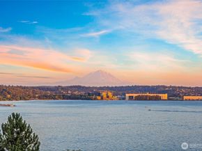 8246 E Mercer Way, Mercer Island WA 98040