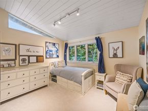 8246 E Mercer Way, Mercer Island WA 98040