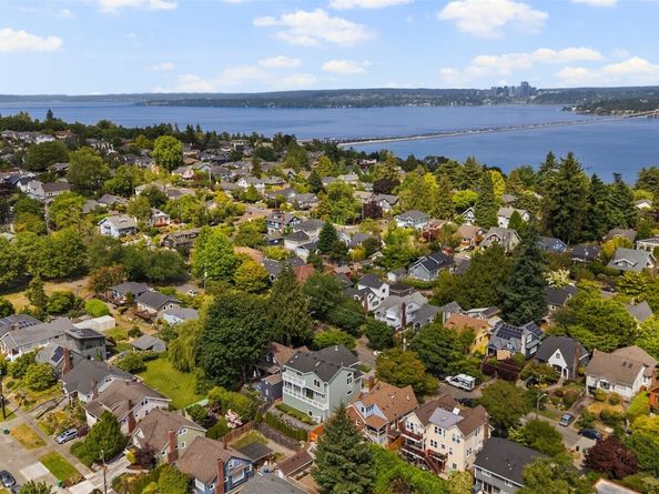 2341 30th Avenue S, Seattle WA 98144