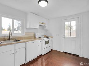 16030 15th Avenue SW, Burien WA 98166