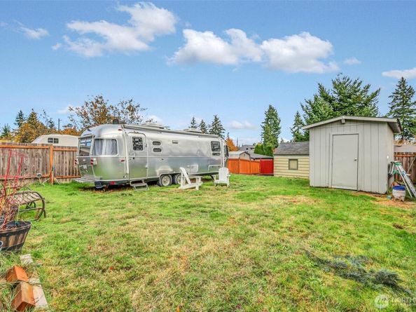 16030 15th Avenue SW, Burien WA 98166