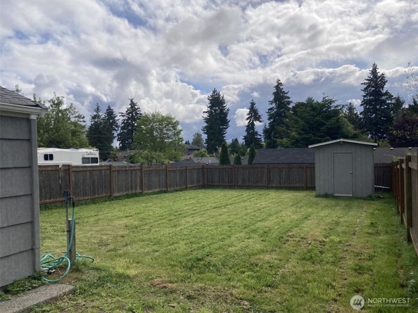 16030 15th Avenue SW, Burien WA 98166