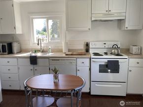 16030 15th Avenue SW, Burien WA 98166