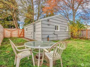 16030 15th Avenue SW, Burien WA 98166