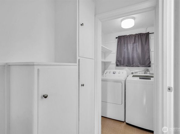 16030 15th Avenue SW, Burien WA 98166