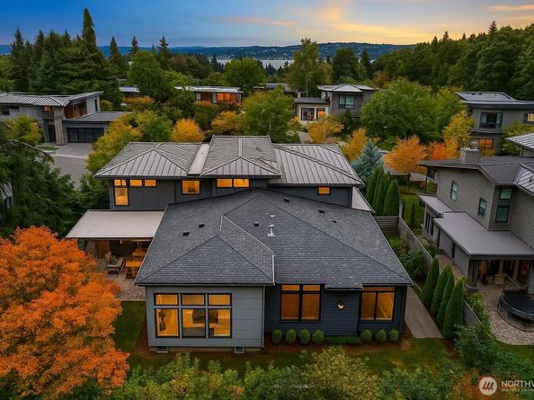 8351 SE 31st Street, Mercer Island WA 98040