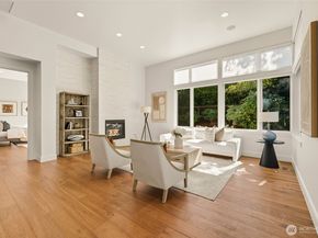 8351 SE 31st Street, Mercer Island WA 98040