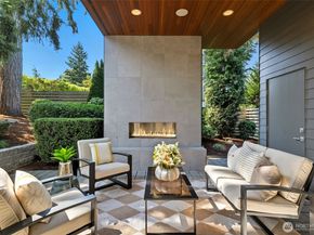 8351 SE 31st Street, Mercer Island WA 98040