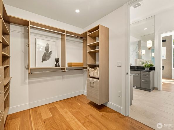 8351 SE 31st Street, Mercer Island WA 98040