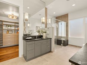 8351 SE 31st Street, Mercer Island WA 98040