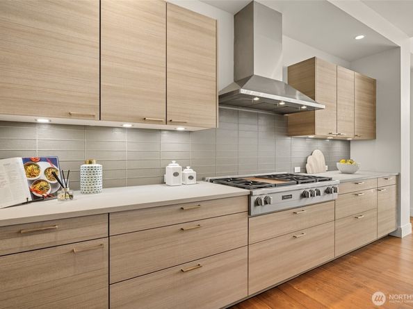 8351 SE 31st Street, Mercer Island WA 98040