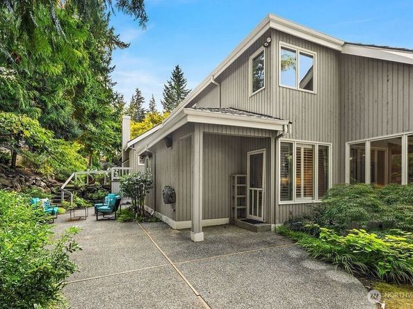 5208 Isola Place NW, Issaquah WA 98027