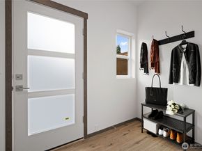 1341 Nolta Loop NE, Bainbridge Island WA 98110