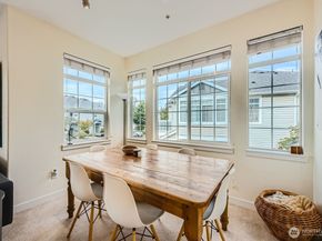 1855 Trossachs Blvd SE 705, Sammamish WA 98075