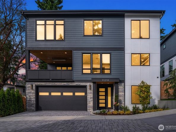 11218 NE 67th Street 3, Kirkland WA 98033