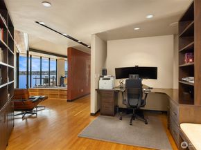 7703 W Mercer Way, Mercer Island WA 98040