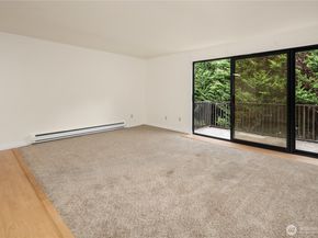 11206 NE 68th Street 224, Kirkland WA 98033
