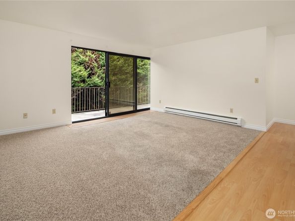 11206 NE 68th Street 224, Kirkland WA 98033