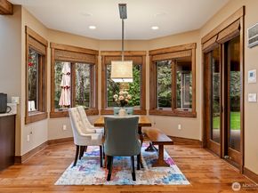 21934 NE 140th Way, Woodinville WA 98077