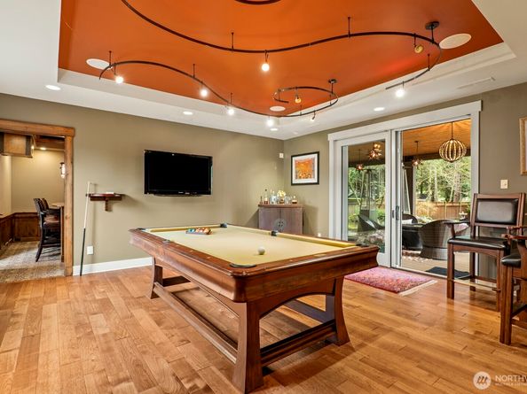 21934 NE 140th Way, Woodinville WA 98077
