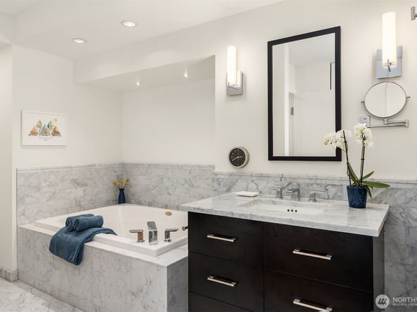 2000 1st Avenue 803, Seattle WA 98121