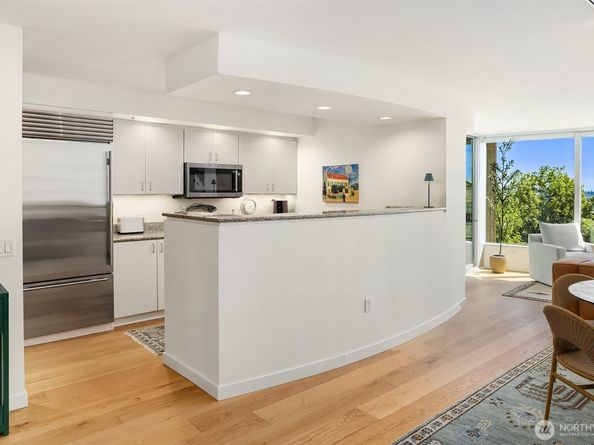 2000 1st Avenue 803, Seattle WA 98121