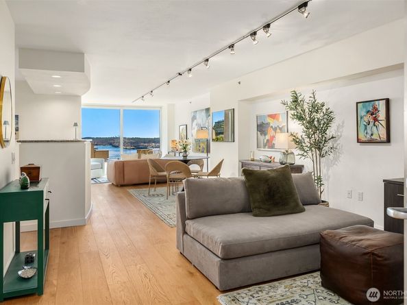 2000 1st Avenue 803, Seattle WA 98121