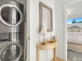 12734 B 7th Avenue NW, Seattle WA 98177