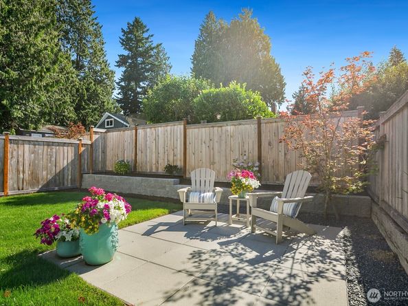 12734 B 7th Avenue NW, Seattle WA 98177