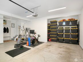 12734 B 7th Avenue NW, Seattle WA 98177