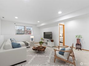 11033 18th Avenue SW, Seattle WA 98146