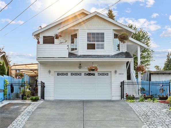 11033 18th Avenue SW, Seattle WA 98146