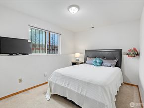 11033 18th Avenue SW, Seattle WA 98146
