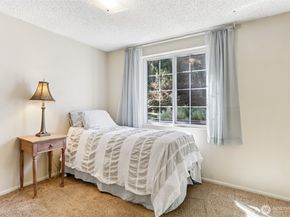 16004 74th Avenue NE, Kenmore WA 98028