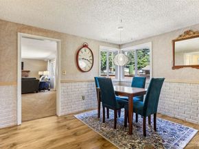 16004 74th Avenue NE, Kenmore WA 98028