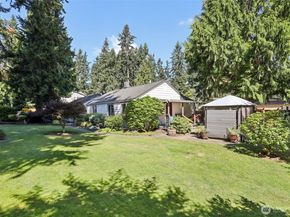 16004 74th Avenue NE, Kenmore WA 98028