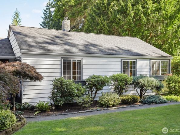 16004 74th Avenue NE, Kenmore WA 98028