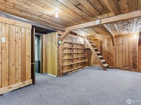 16004 74th Avenue NE, Kenmore WA 98028
