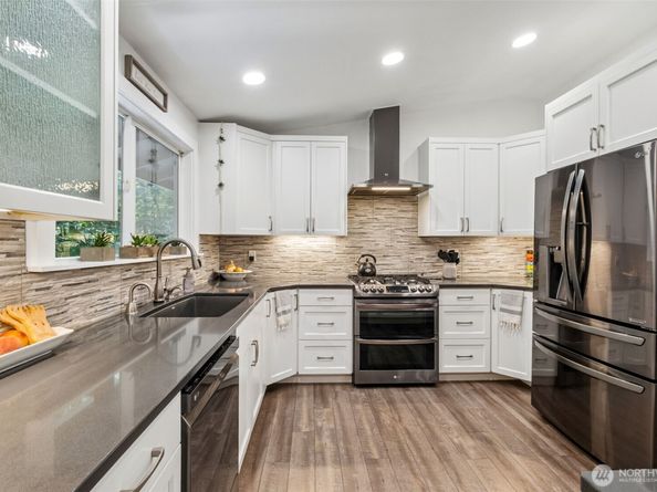 26625 SE 152 Street, Issaquah WA 98027