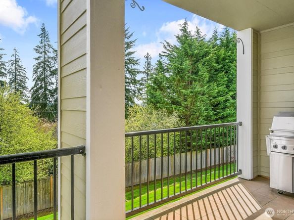 15 164th Street SW J2, Bothell WA 98012