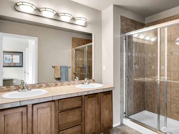 15 164th Street SW J2, Bothell WA 98012