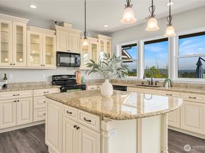 128 Mountain View Drive, Auburn WA 98001