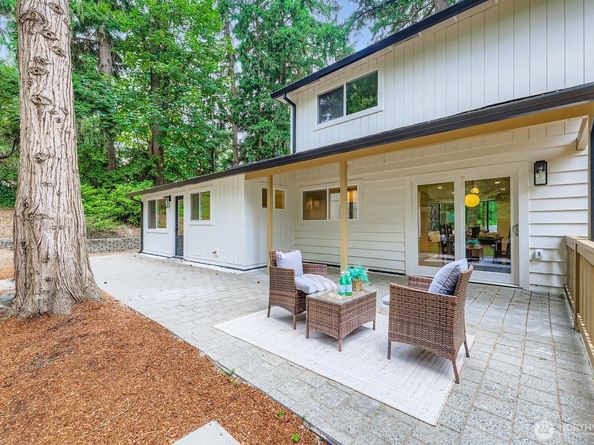 13623 NE 75th Street, Redmond WA 98052
