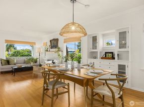 18330 9th Avenue NE, Poulsbo WA 98370