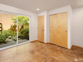 1833 27th Avenue, Seattle WA 98122