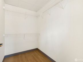 2033 2nd Avenue 2005, Seattle WA 98121