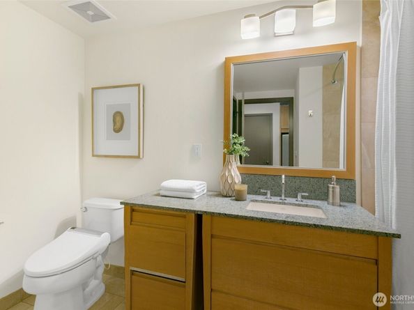 2033 2nd Avenue 2005, Seattle WA 98121